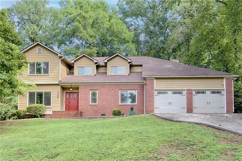 3288 Crawford Cir, Marietta, GA, 30066-3709 | Card Image