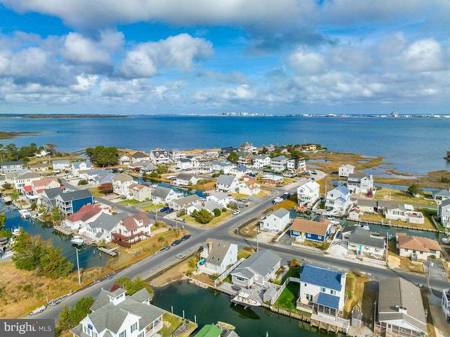 10429 Brighton Rd, House other with 3 bedrooms, 3 bathrooms and null parking in OCEAN CITY MD | Image 40
