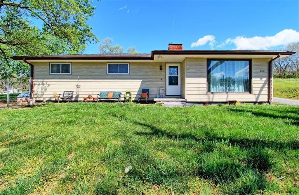 17th St, Saint Joseph, MO 64503