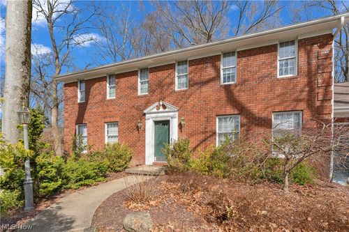 190 Chapel Ln, Canfield, OH, 44406-1203 | Card Image