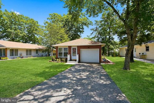 37 Sycamore Rd, Manahawkin, NJ, 08050-1509 | Card Image