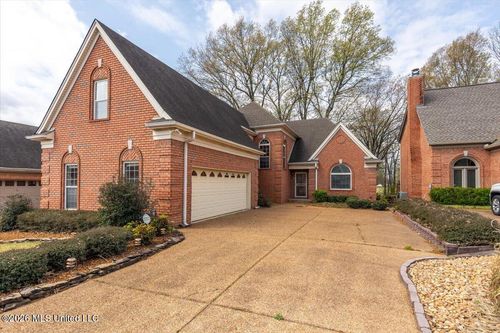 6555 Masters Dr, Olive Branch, MS, 38654-8239 | Card Image