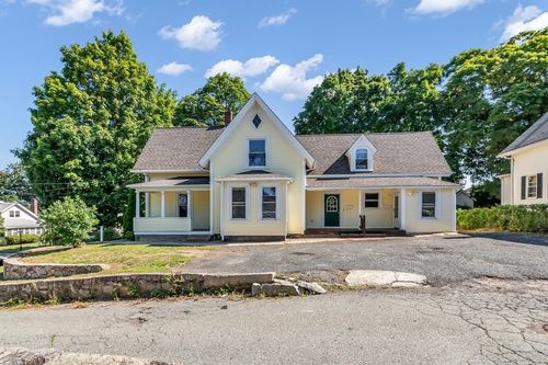 44 Grove St, Milford, MA, 01757-3368 | Card Image