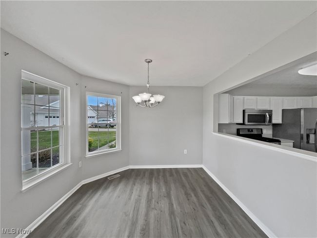 13 Whitaker Cv, Condo with 2 bedrooms, 2 bathrooms and null parking in Avon Lake OH | Image 8