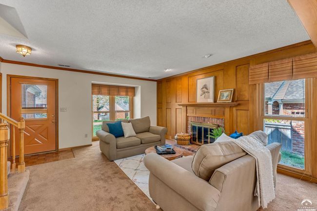 4004 Vintage Ct, Condo with 3 bedrooms, 2 bathrooms and null parking in Lawrence KS | Image 7