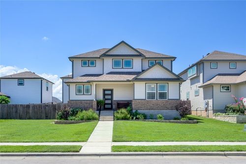 208 Garner Dr, Kyle, TX, 78640-2786 | Card Image