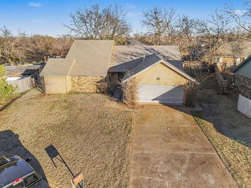 12108 Robinwood Pl, Oklahoma City, OK, 73120-8120 | Card Image