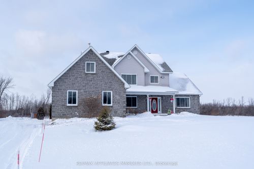 13981 Anderson Rd, South Stormont, ON, K0C1X0 | Card Image