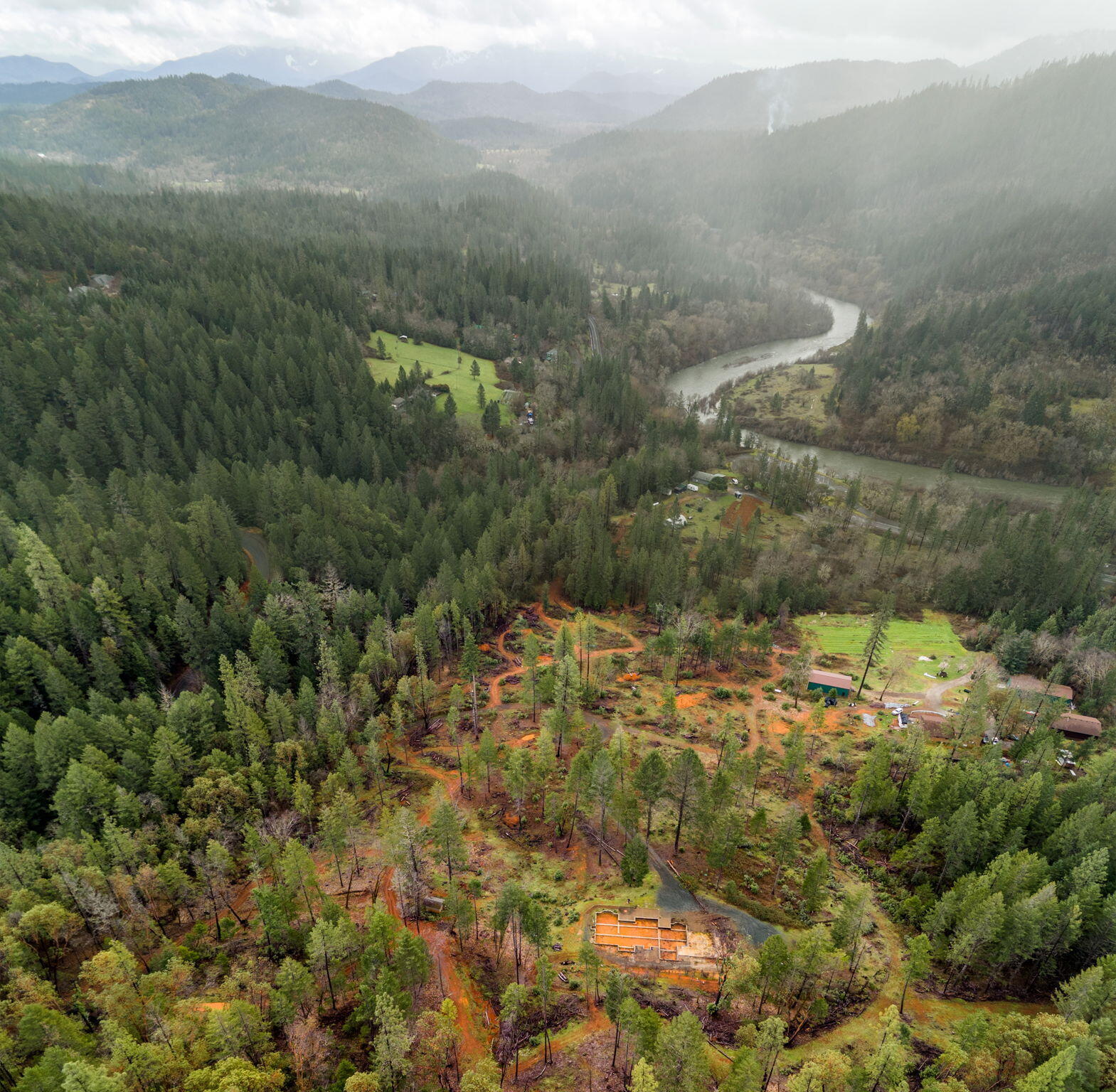 Hog Creek Rd, Merlin, OR 97532