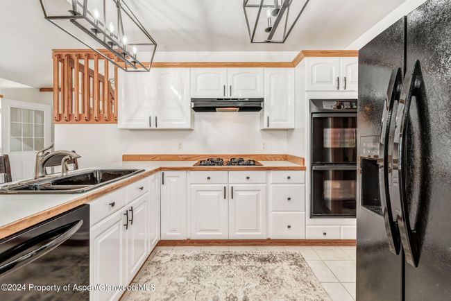 517 S Poplar St, House other with 5 bedrooms, 4 bathrooms and null parking in Hayden CO | Image 15