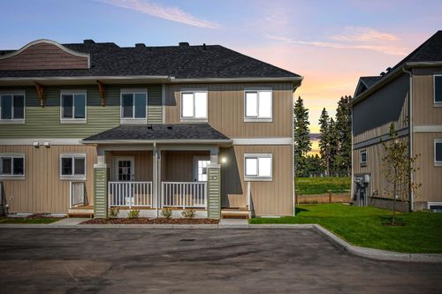 904 Clover Rd, Carstairs, AB, T0M0N0 | Card Image