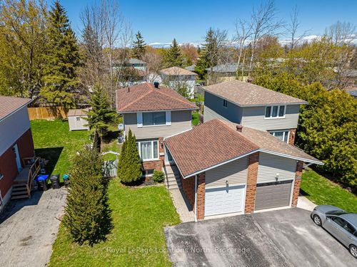514 10th St, Collingwood, ON, L9Y2H3 | Card Image