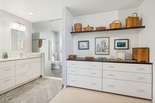 1305 - 680 N Lake Shore Dr, Condo with 3 bedrooms, 3 bathrooms and 1 parking in CHICAGO IL | Image 16