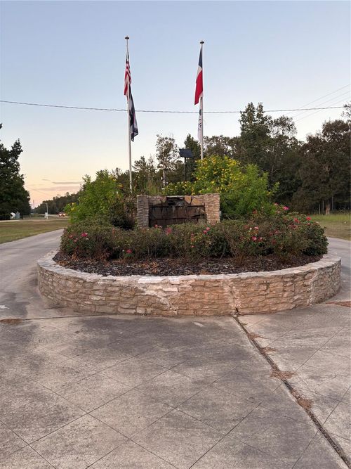 21490 Big Buck Dr, Cleveland, TX, 77328-8886 | Card Image