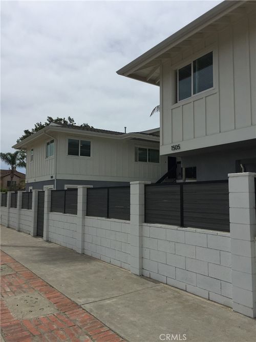 b-1505 Palm Ave, Huntington Beach, CA, 92648-4079 | Card Image