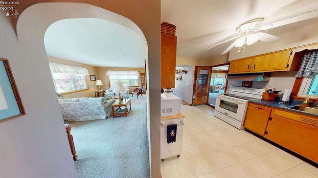 1501 Tiffin Rd, House other with 3 bedrooms, 2 bathrooms and 2 parking in Fremont OH | Image 26