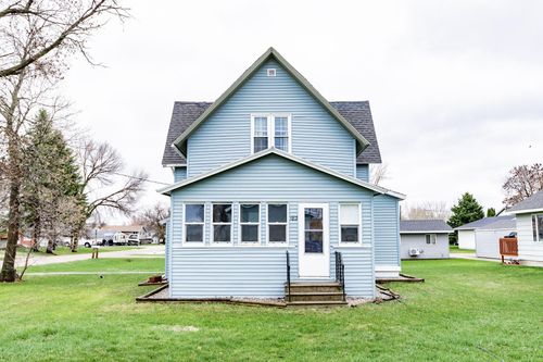 182 3rd Street N, Casselton, ND, 58012 | Card Image