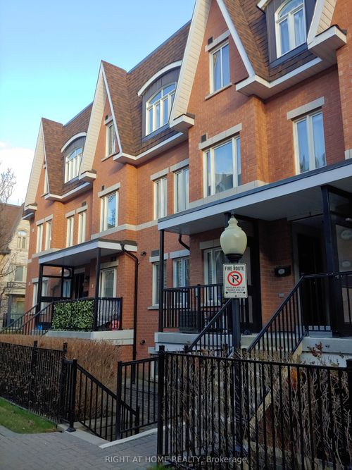 162-310 John St, Thornhill, ON, L3T0A7 | Card Image
