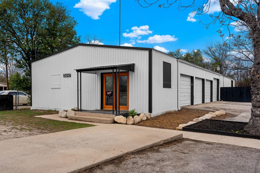 Commercial Sale in Kerrville