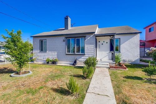 900 W Brazil St, Compton, CA, 90220-1808 | Card Image