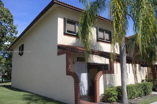 8925 Springtree Lakes Dr, Sunrise, FL, 33351-5331 | Card Image