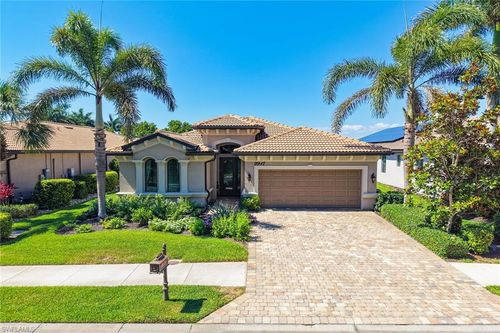 9917 Alhambra Ln, BONITA SPRINGS, FL, 34135-2803 | Card Image