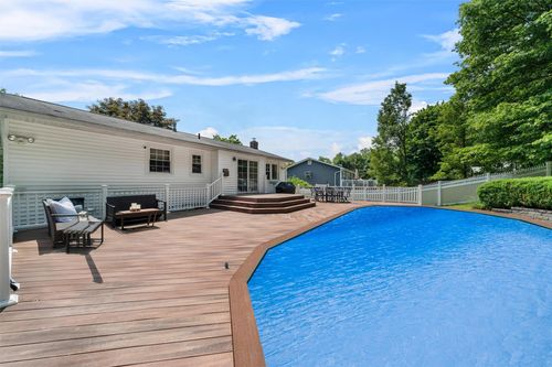 154 Meadow Lark Rd, Montgomery, NY, 12549-1717 | Card Image