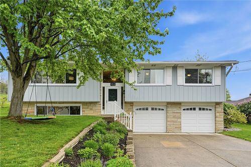 102 Cottonwood Ct, Coraopolis, PA, 15108-2606 | Card Image