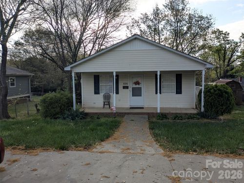 826 2nd St, Kings Mountain, NC, 28086-2166 | Card Image