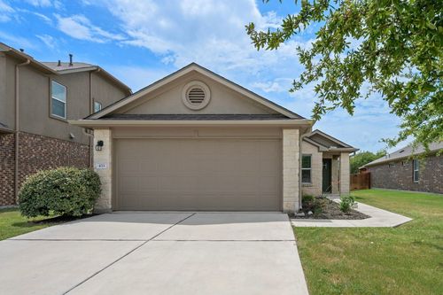 433 Dubina Ave, Georgetown, TX, 78626-2613 | Card Image