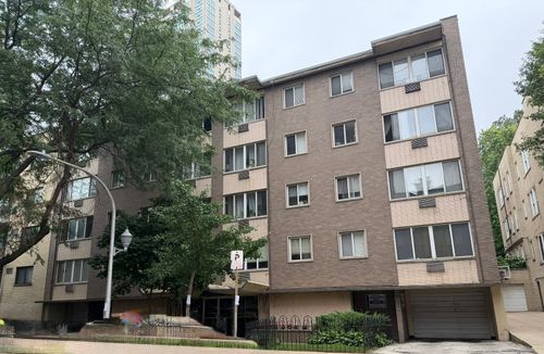 506-539 W Stratford Pl, Chicago, IL, 60657-2622 | Card Image