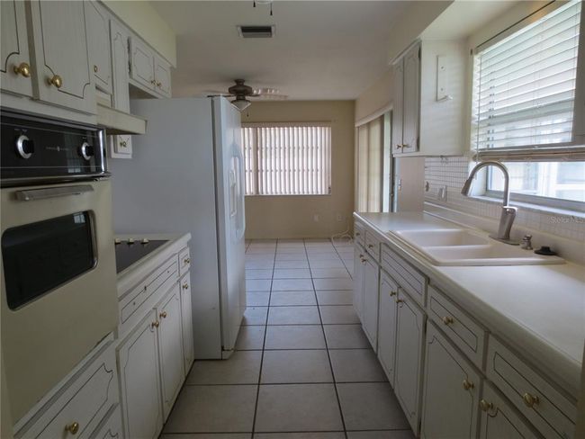 2307 Tudor Ln, House other with 2 bedrooms, 2 bathrooms and null parking in CLEARWATER FL | Image 8
