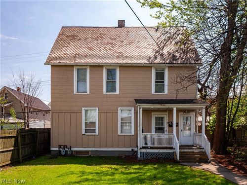 10419 Ignatius Ave, Cleveland, OH, 44111-2812 | Card Image