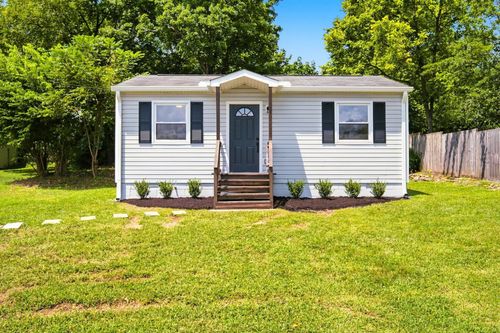 2601B Inga St, Nashville, TN, 37216-3620 | Card Image