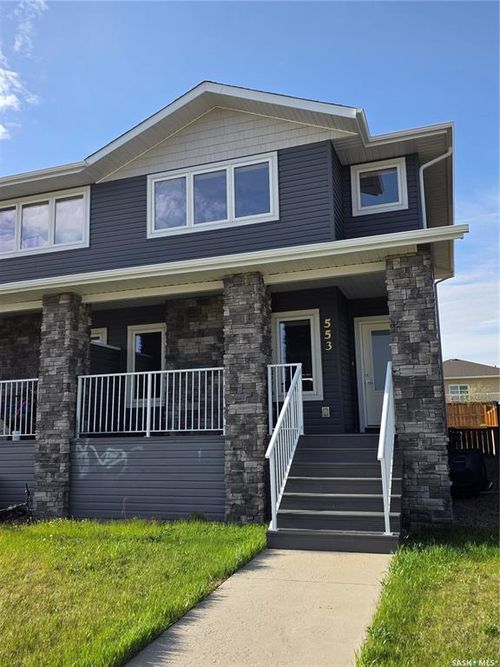 553 Douglas Dr, Swift Current, SK, S9H5R6 | Card Image