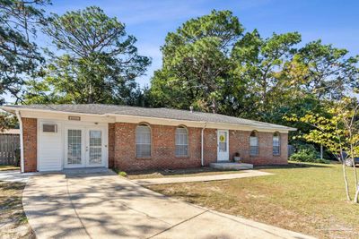 4555 Sailboat Ln, House other with 3 bedrooms, 2 bathrooms and null parking in Pensacola FL | Image 1