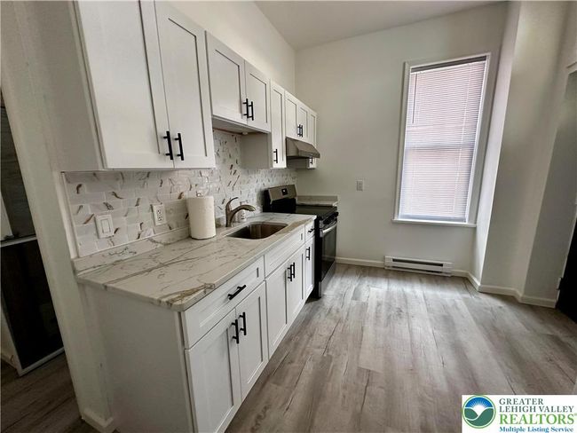 APT-1 - 37 S 10 Th St, Townhouse with 1 bedrooms, 1 bathrooms and null parking in Allentown PA | Image 7