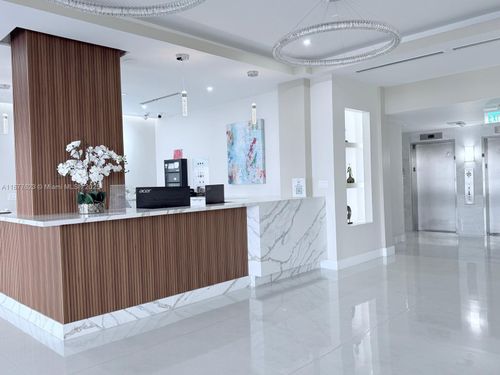 apt-2504-2401 S Ocean Dr, Hollywood, FL, 33019-2648 | Card Image