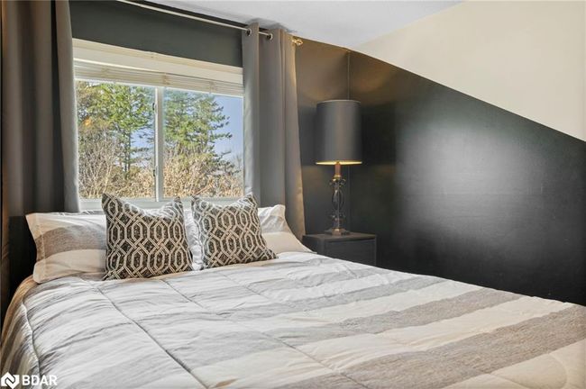 462 Haines St, House other with 3 bedrooms, 3 bathrooms and 3 parking in Beeton ON | Image 22