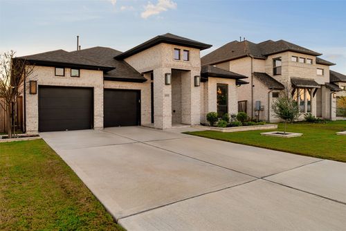 14700 Kira Ln, Manor, TX, 78653-2692 | Card Image