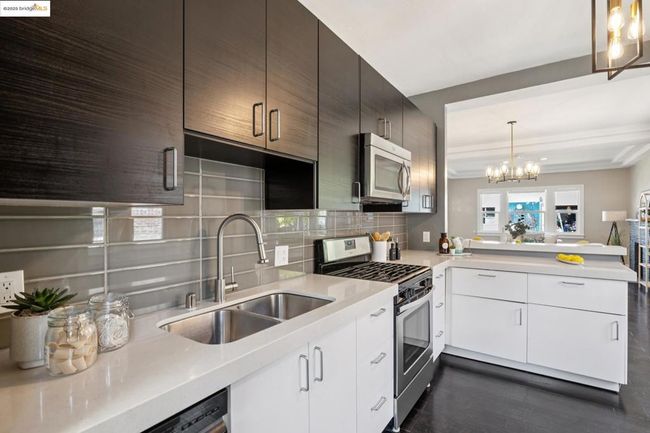 1092 Dwight Way, House other with 2 bedrooms, 2 bathrooms and 1 parking in Berkeley CA | Image 18
