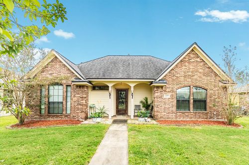 157 Silverbell Circle, Lake Jackson, TX, 77566 | Card Image