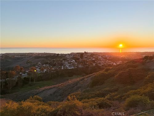 2945 Via Blanco, San Clemente, CA, 92673 | Card Image