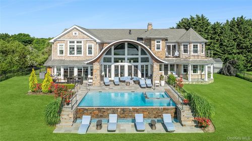 61 A South Bay Avenue, Southampton, NY, 11941 | Card Image