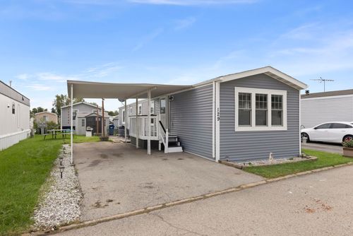 129 5th Ave, Bartlett, IL, 60103-9556 | Card Image