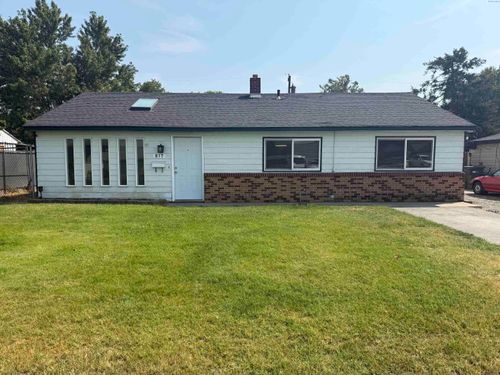817 S Garfield St., Kennewick, WA, 99336 | Card Image