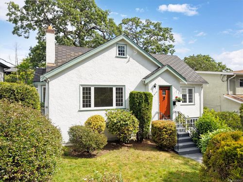 1670 Kisber Ave, Victoria, BC, V8P2W6 | Card Image
