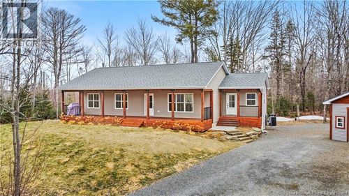 30 Loyalist Lane, Upper Kingsclear, NB, E3E0E3 | Card Image