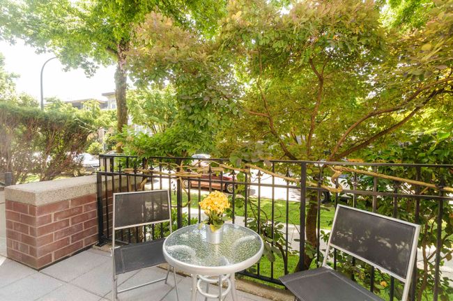 2273 W 12 Th Avenue, Townhouse with 2 bedrooms, 2 bathrooms and 2 parking in Vancouver BC | Image 18