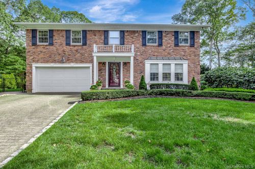 1 Christa Ct, Lake Grove, NY, 11755-2353 | Card Image